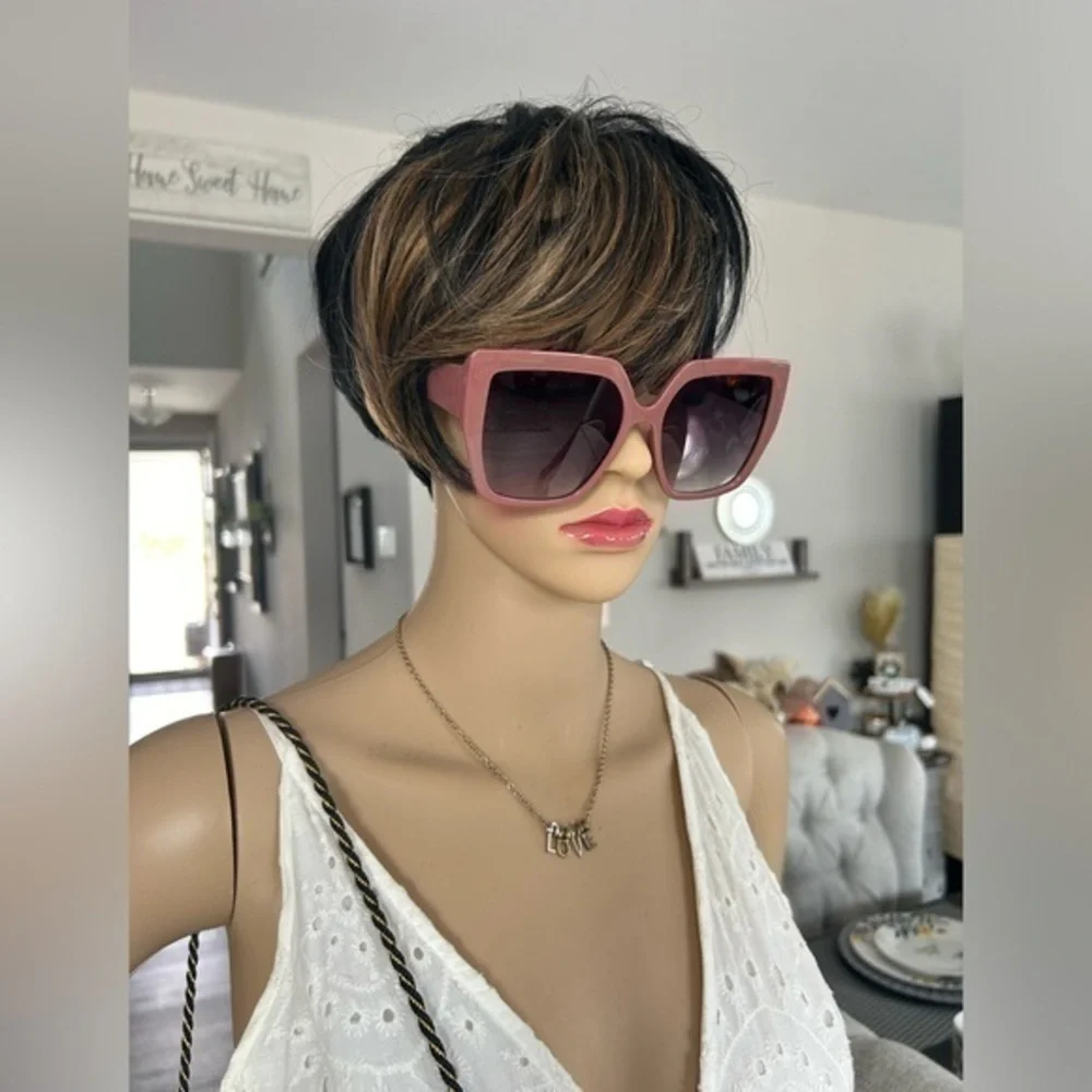 โจNWT Mauve Blush Pink Statement Oversized square framed sunglasses ๐ sunshades - Picture 5 of 14